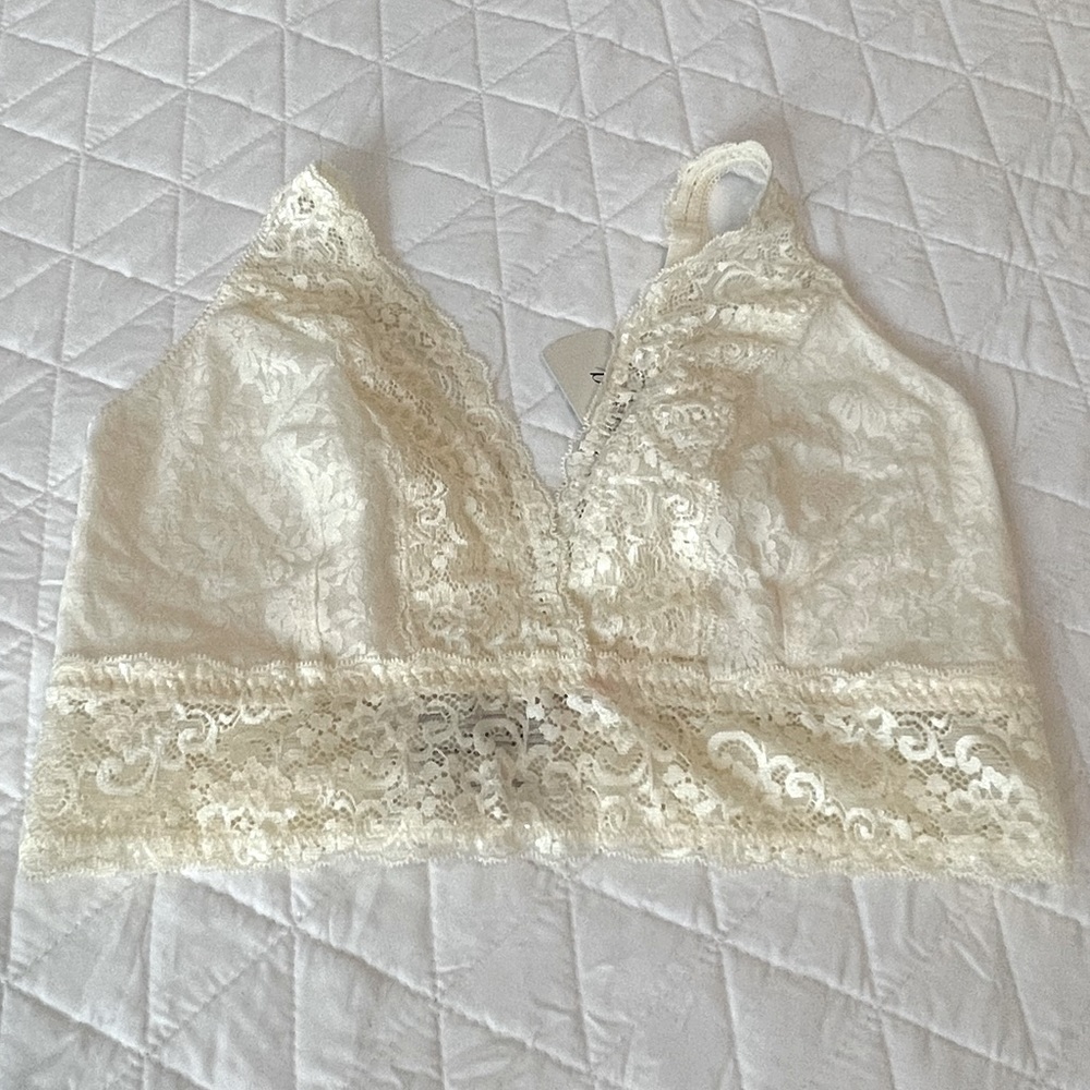 NWT: Soma Ivory Lace Bralette Plunge XL